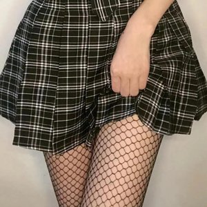 黄色一没片日子裸体少女接磨
